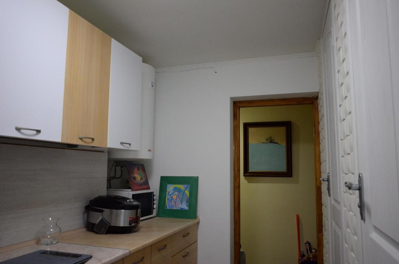Artotrada Mini-Hotel Odessa Buitenkant foto